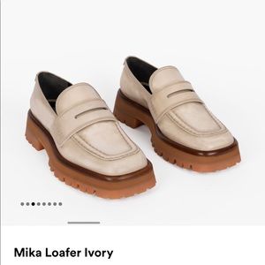 Labucq Mika Loafer in Ivory
